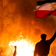 proteste violente in Iran foto X @gghamari jfif