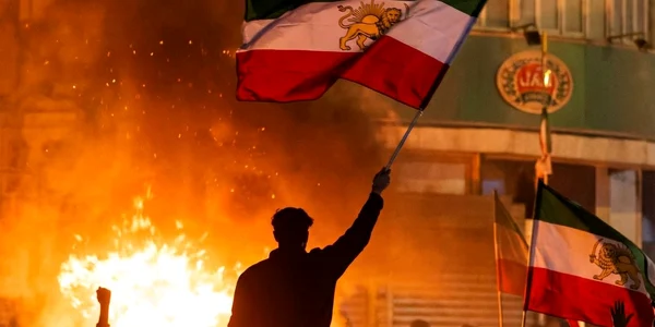 proteste violente in Iran foto X @gghamari jfif