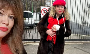 Cât de greu îi este Oanei Lis să se descurce cu o mână