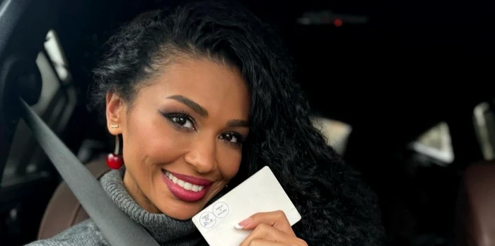 Majda, cu zâmbetul pe buze după vot foto: Facebook 