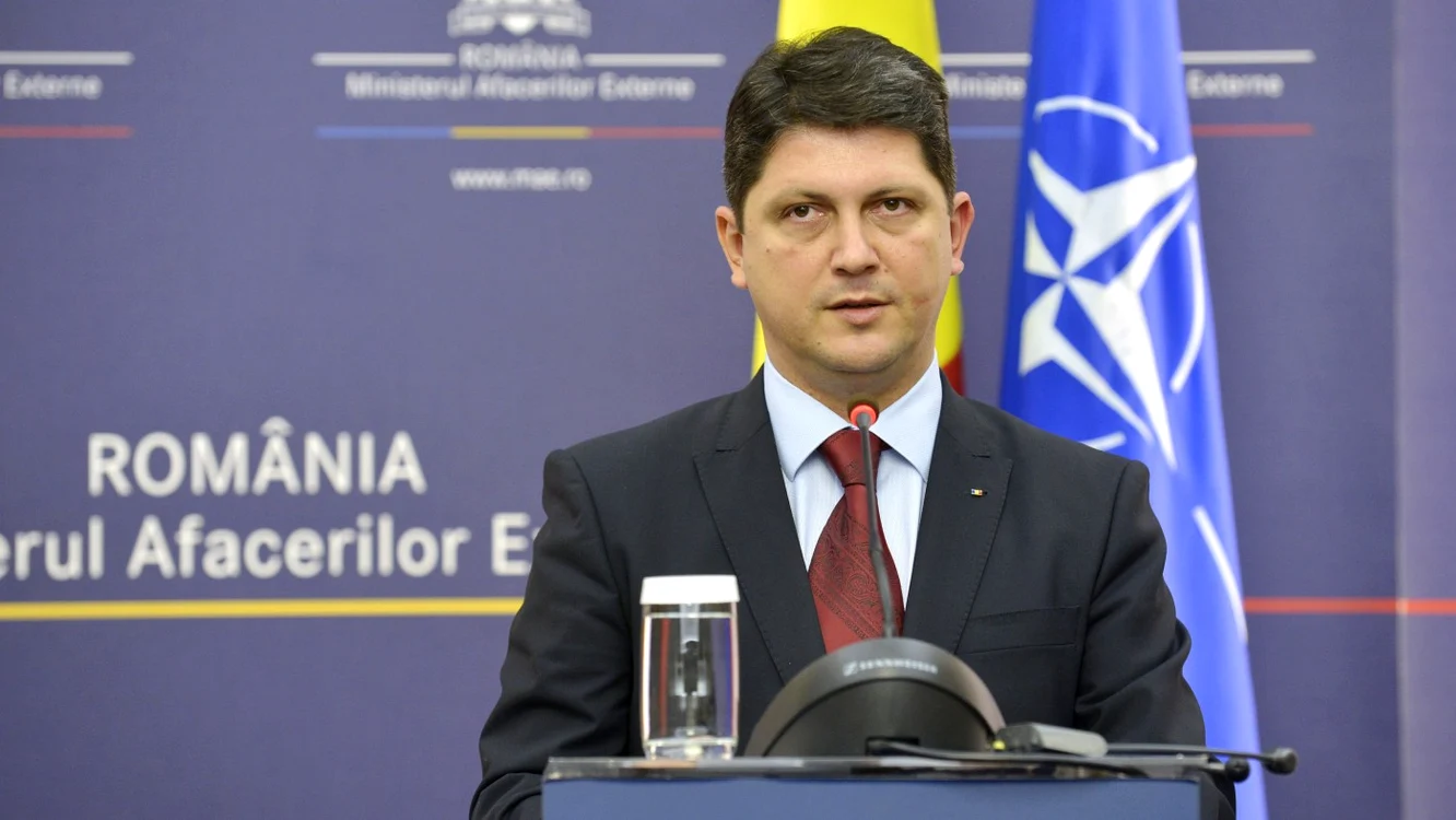 Ministrul de Externe Titus Corlăţean i-a redat României demnitatea în faţa atacurilor la suveranitatea sa