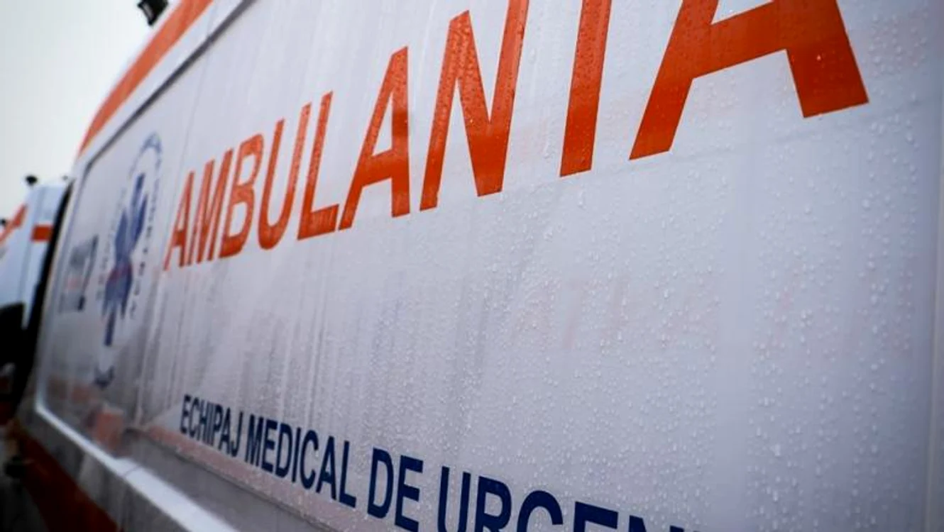 
    Medicii sosiți la fața locului nu l-au putut salva pe copil Foto Arhivă Click!  