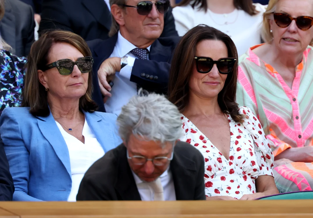Carole Middleton și Pippa Middleton în loja regală de la Wimbledon, 2026   GettyImages 2284888600 jpg