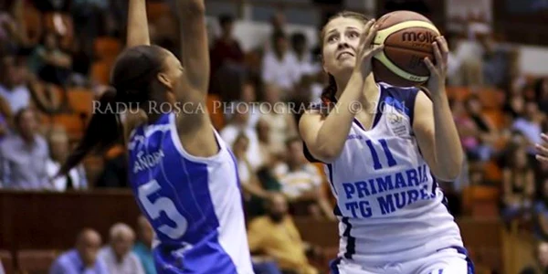 Baschetbalistele mureşene au obţinut victoria împotriva echipei Olimpia Braşov