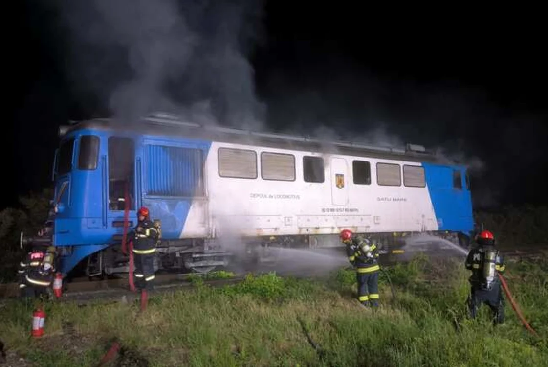 Pompierii au stins incendiul în 10 minute. FOTO: ISU Bihor