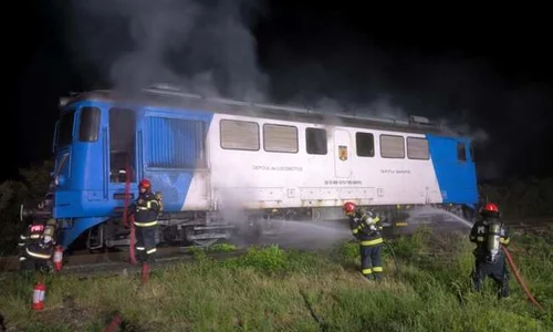 locomotiva incendiu ISU Bihor jpg