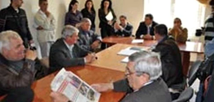 Activitatea Consiliului local încetează pe 22 noiembrie