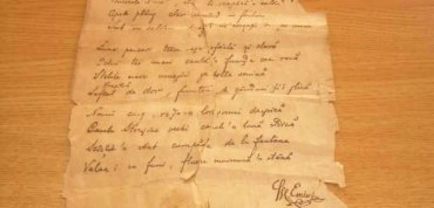 Botoşani: Posibil manuscris al poeziei eminesciene „Sara pe Deal”, în posesia unui elev
