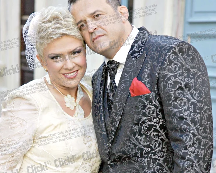 Teo a strălucit într-o rochie în stilul anilor ’20, creată de Liza Panait.