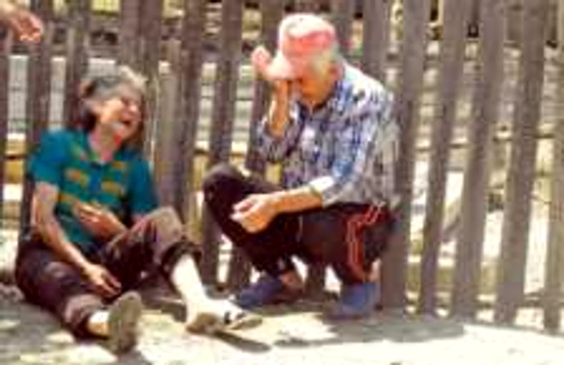 Părinţii lui Ionuţ s-au prăbuşit la aflarea veştii pierderii fiului lor (foto arhivă)