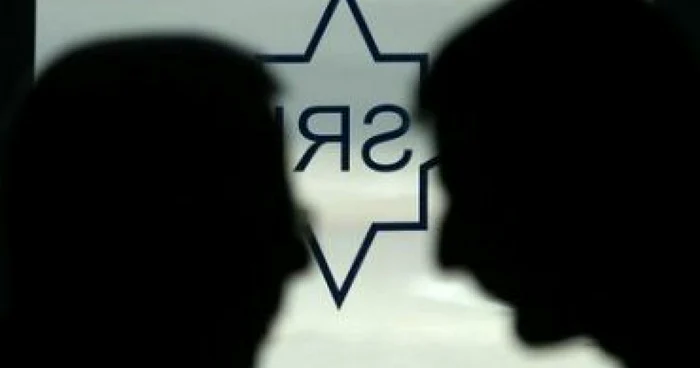 Ofiţerul SRI recunoaşte ca a încasat banii, dar nu vrea să-i dea înapoi. FOTO: arhivă