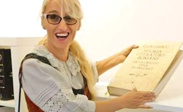 
    Clara Popescu le-a promis jucătorilor primă în cazul în care vor promova  