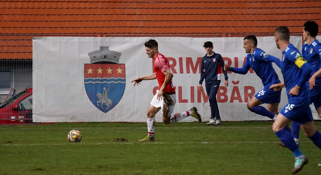CSC Șelimbăr e lider în Liga 2, dar nu poate promova. Foto Facebook