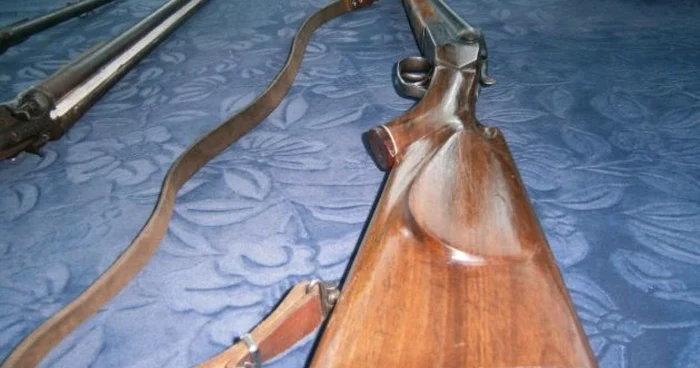 Arma a fost confiscată de la un localnic din comuna Cujmir