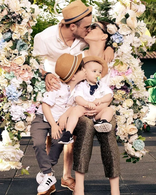 5 serban copot si familia 1 jpg jpeg