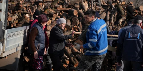 Ajutor pentru sinistrații din Galați  foto Facebook Arhiepiscopia Dunării de Jos   jpg