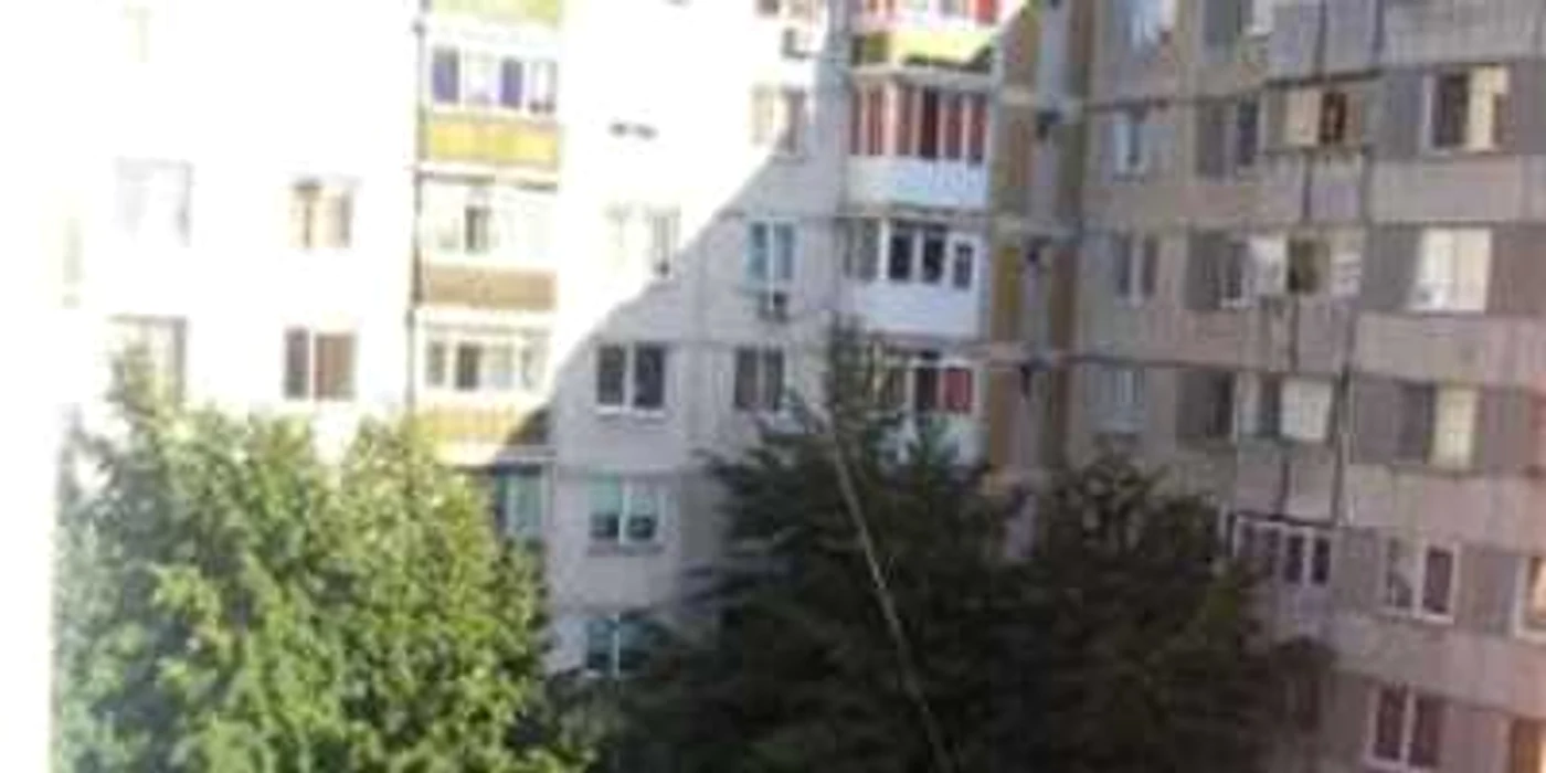 Bucureşti: Un muncitor a murit după ce a căzut de la etajul opt al unei clădiri