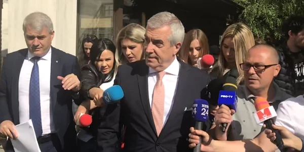 Calin Popescu Tariceanu la ICCJ/ Foto