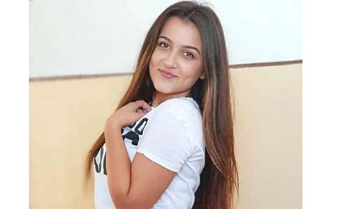 5 act luiza melencu jpeg
