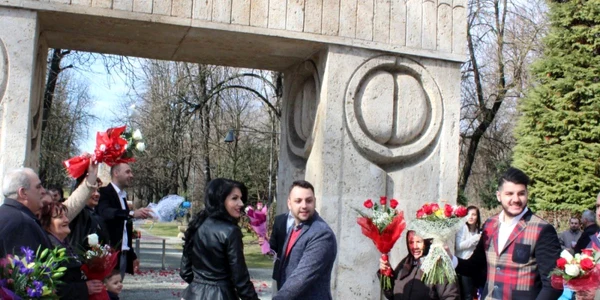 Căsătorii
