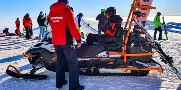snowmobil salvamont sinaia foto salvamont/nae cojanu