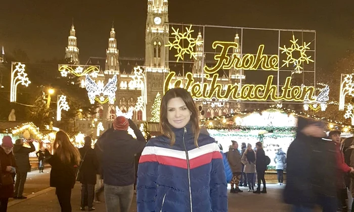1 ellie white targ craciun viena 2 jpg jpeg