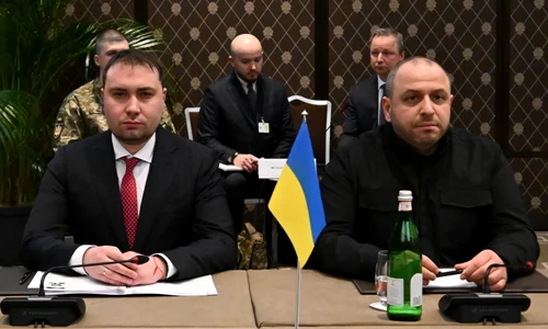 Kirilo Budanov alături de secretarul ucrainean al apărăii Rustem Umerov la Geneva FOTO profimedia jpg