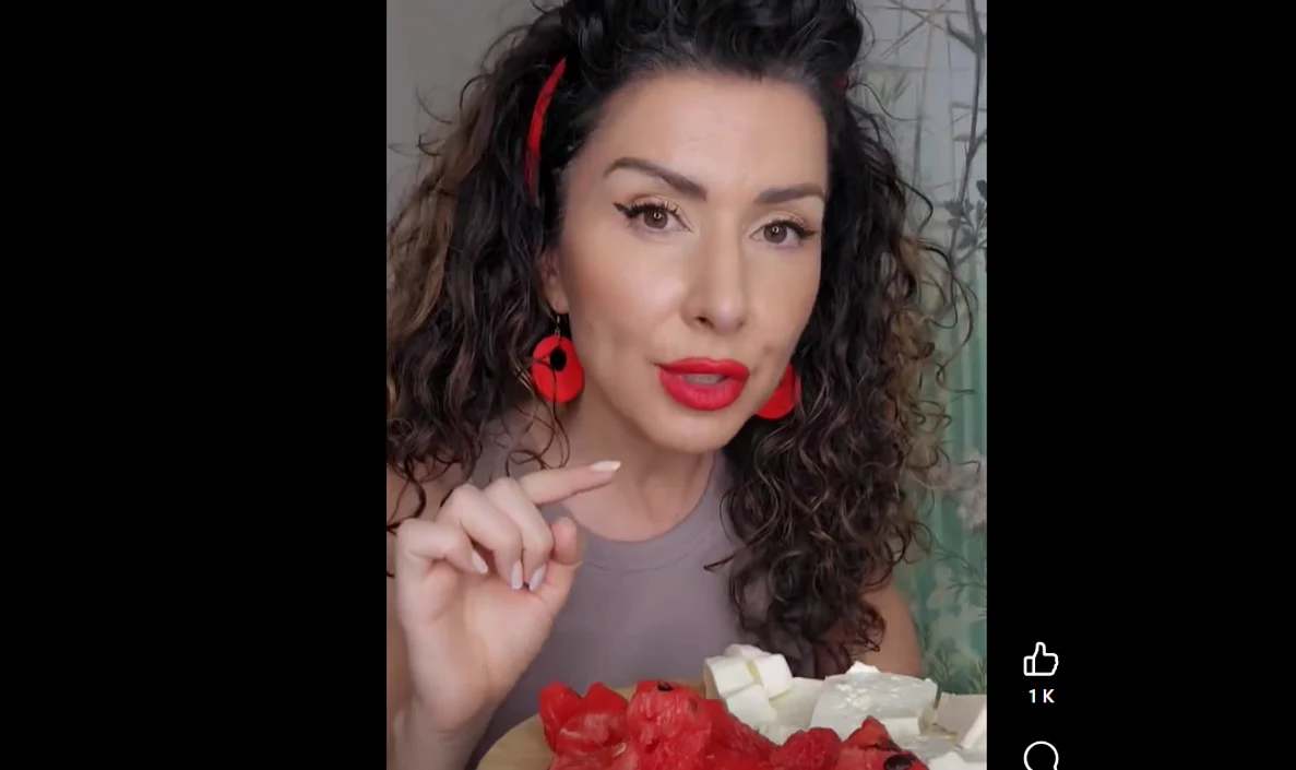 Carmen Brumă recomandă combinația pepene roșu cu brânză FOTO: captura video