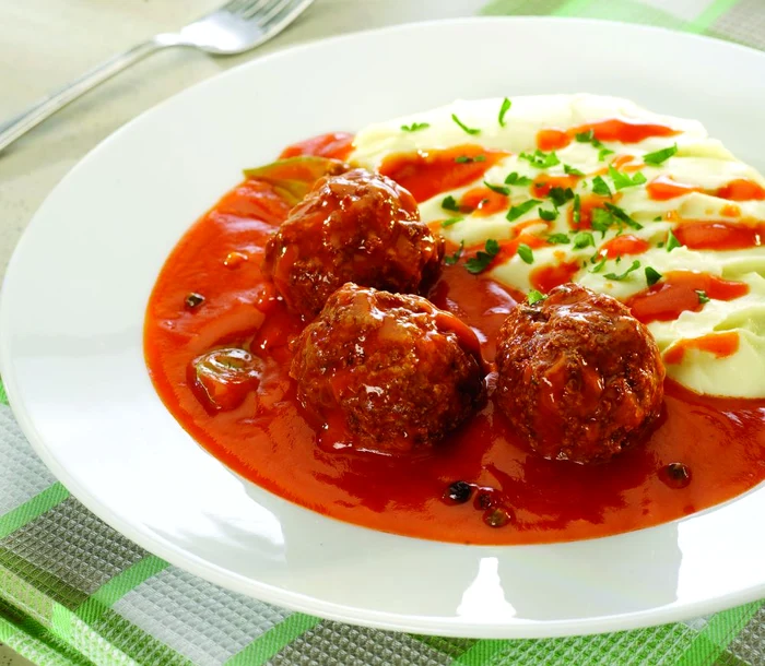 Chifteluțe marinate. Foto: arhiva.