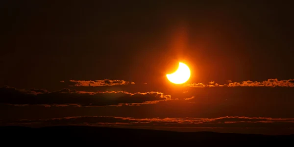 NASA APOD: Eclipsa fotografiata de Stiinta&Tehnica