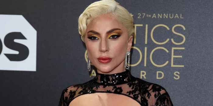 Lady Gaga a întors toate privirile la Critics Choice Awards Sursă foto: Gettyimages