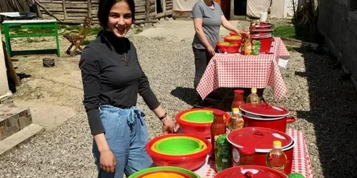 Sarmale pentru tinerele mame FOTO Asociaţia Eltera