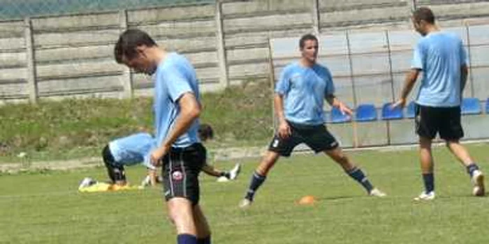 Târgu-Jiu: Pandurii s-au antrenat şi pe caniculă