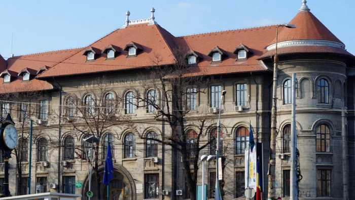 
    Primăria Sectorului 4 cere Inspectoratului Școlar București să efectueze controale la Colegiul Gheorghe Șincai  