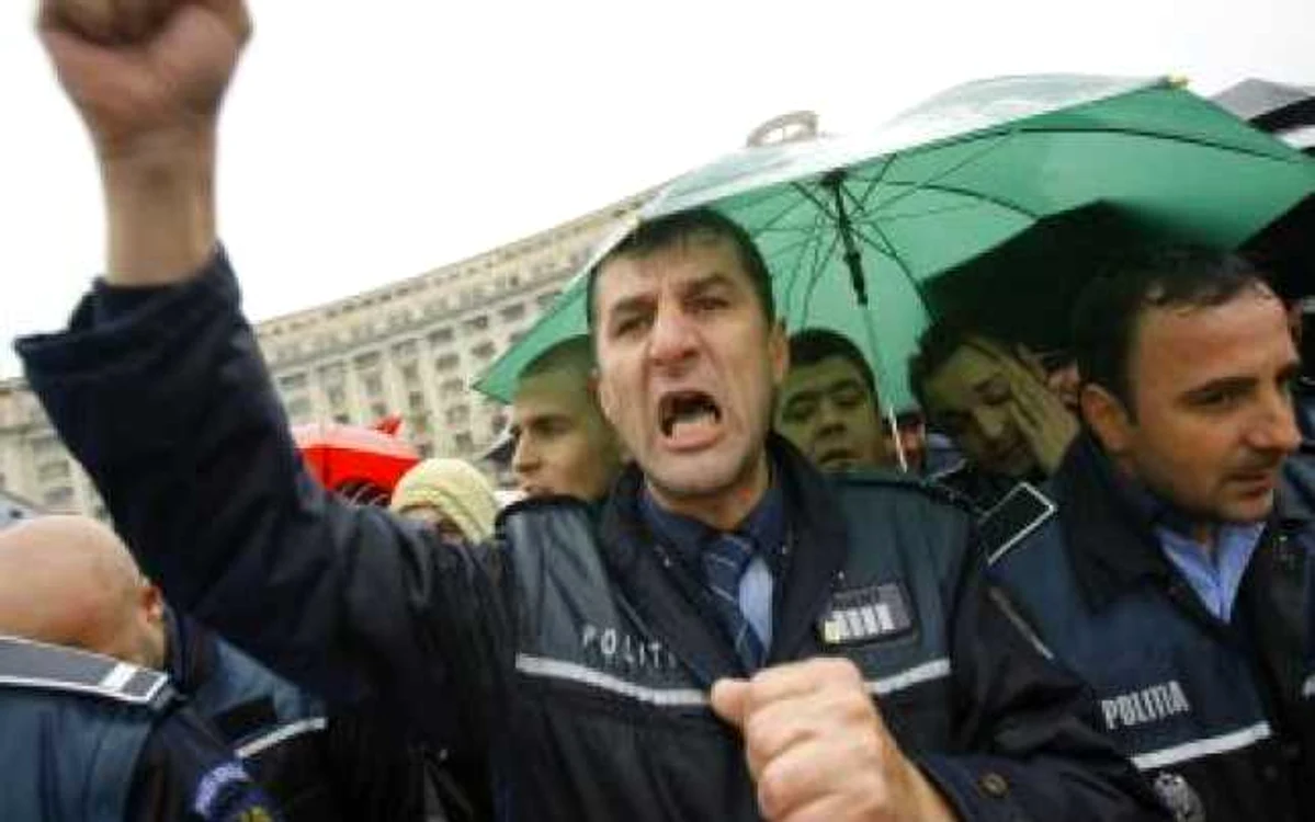 Poliţiştii pregătesc proteste începând cu 22 martie