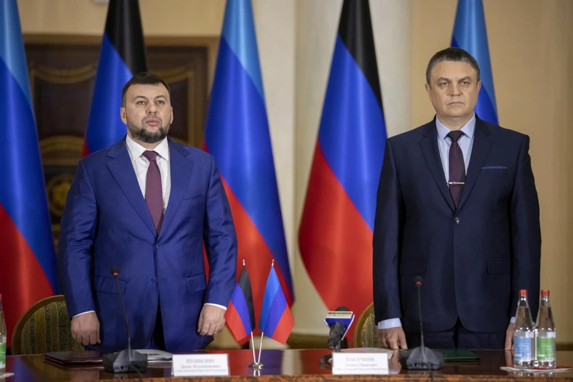 Denis Puşilin şi Leonid Pasecinik, liderii republicilor separatiste Doneţk şi Lugansk