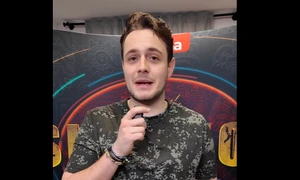 Aris Eram  SURVIVIR Romania png