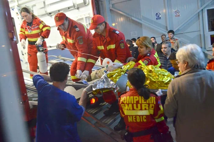 
    Cinci pacienţi au fost operaţi din nou pentru a fi ajutaţi să respirefoto: Click!  