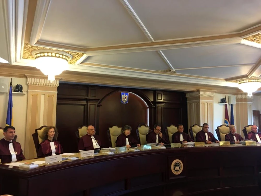 Plenul Curţii Constituţionale