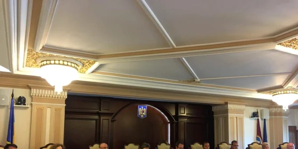 curtea constitutionala 2019