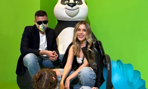 Ce familie frumoasă are Emily Burghelea!