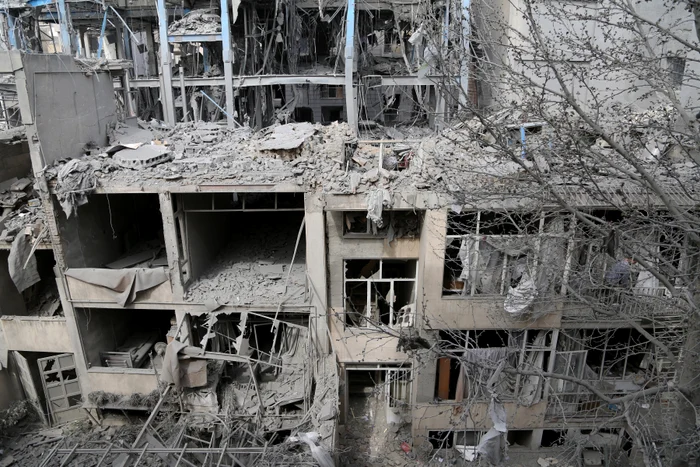 Distrugeri provocate de bombardamente în Teheran, Iran. FOTO AFP