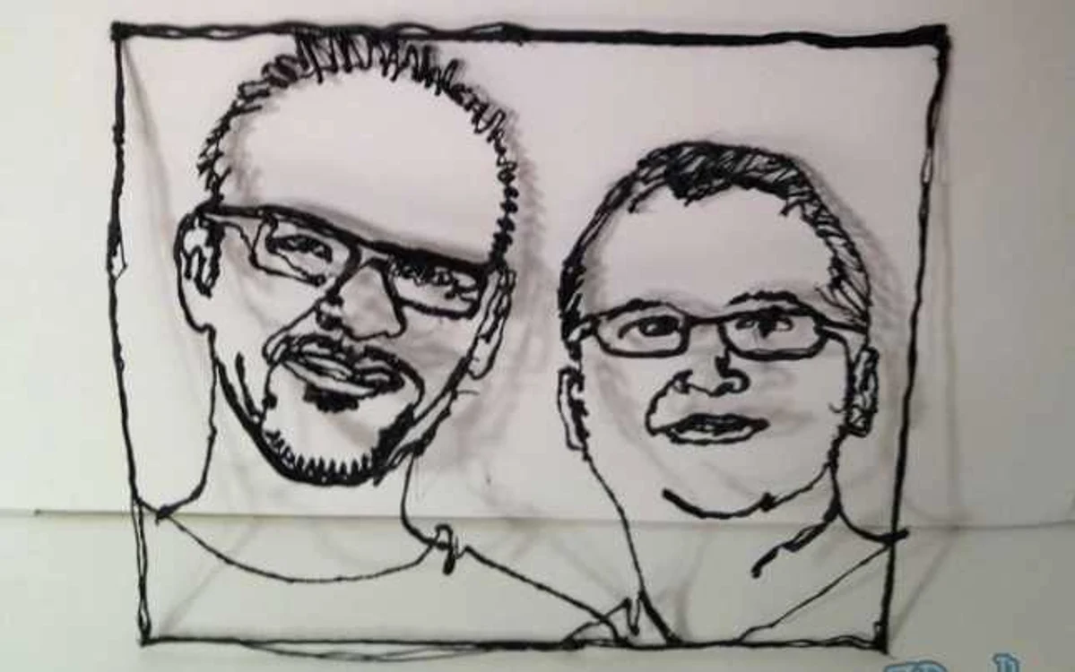 Inventatorii 3Doodler, întruchipaţi cu ajutorul dispozitivului lor. FOTO WobbleWorks
