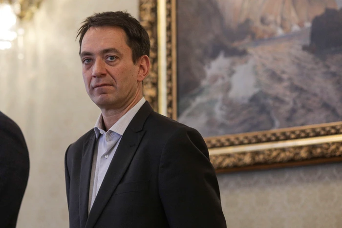 Discursului lui Csoma Botond a fost întrerupt din sală de senatoarea Şoşoacă Foto Inquam Photos