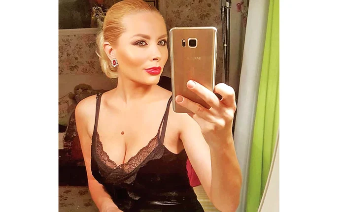 
    Ianna este una dintre cele mai frumoase mămici VIP  