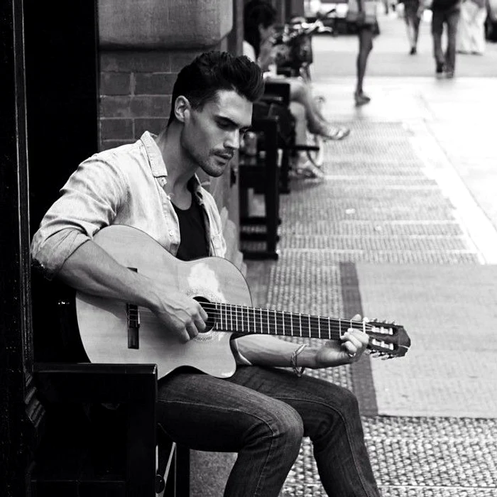 Admiratoarele l-au criticat dur pe Andrei după finala