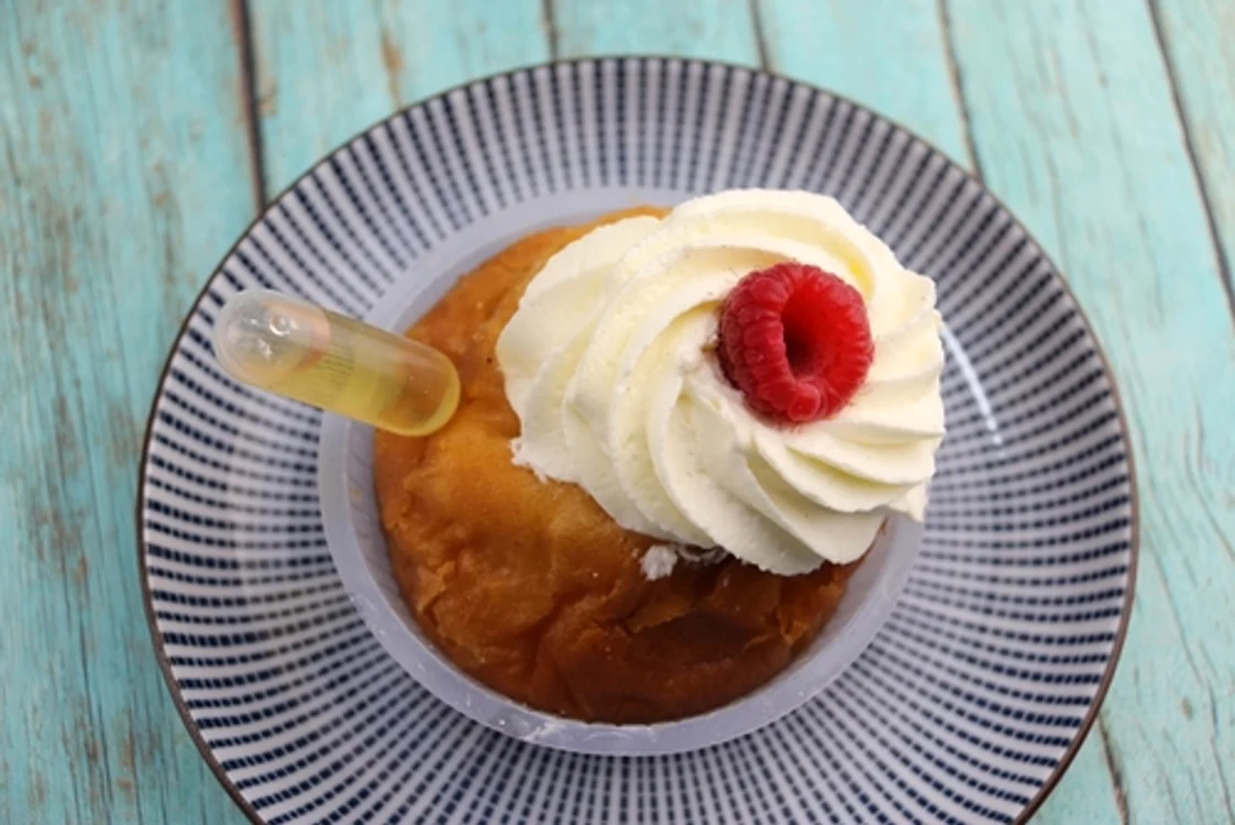 Prăjitura Baba au Rhum / Foto: Shutterstock