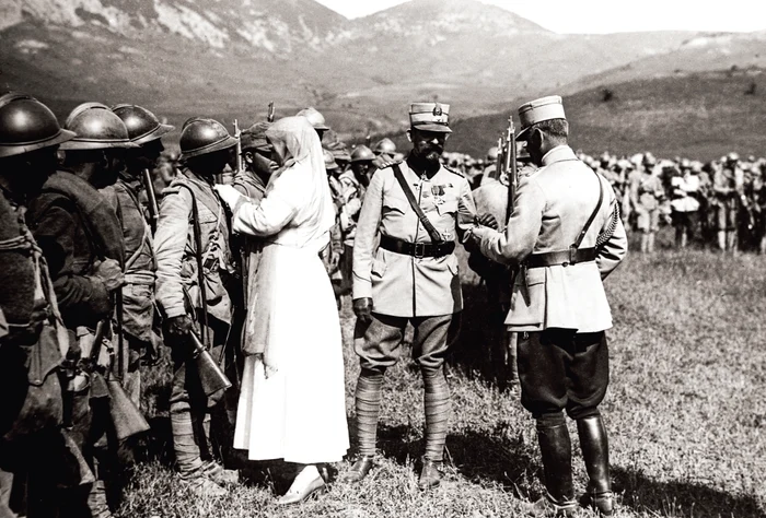 Regina Maria front 1917 jpg jpeg