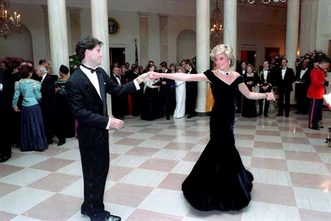 Prințesa Diana și John Travolta
