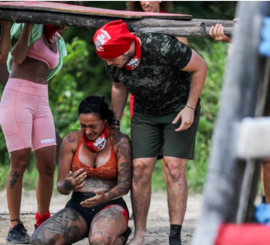 După opt săptămâni, Naba Salem a părăsit „Survivor România” din motive medicale foto: Antena 1